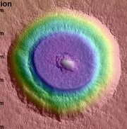 La couche souterraine de glace d&rsquo;Arcadia Planitia