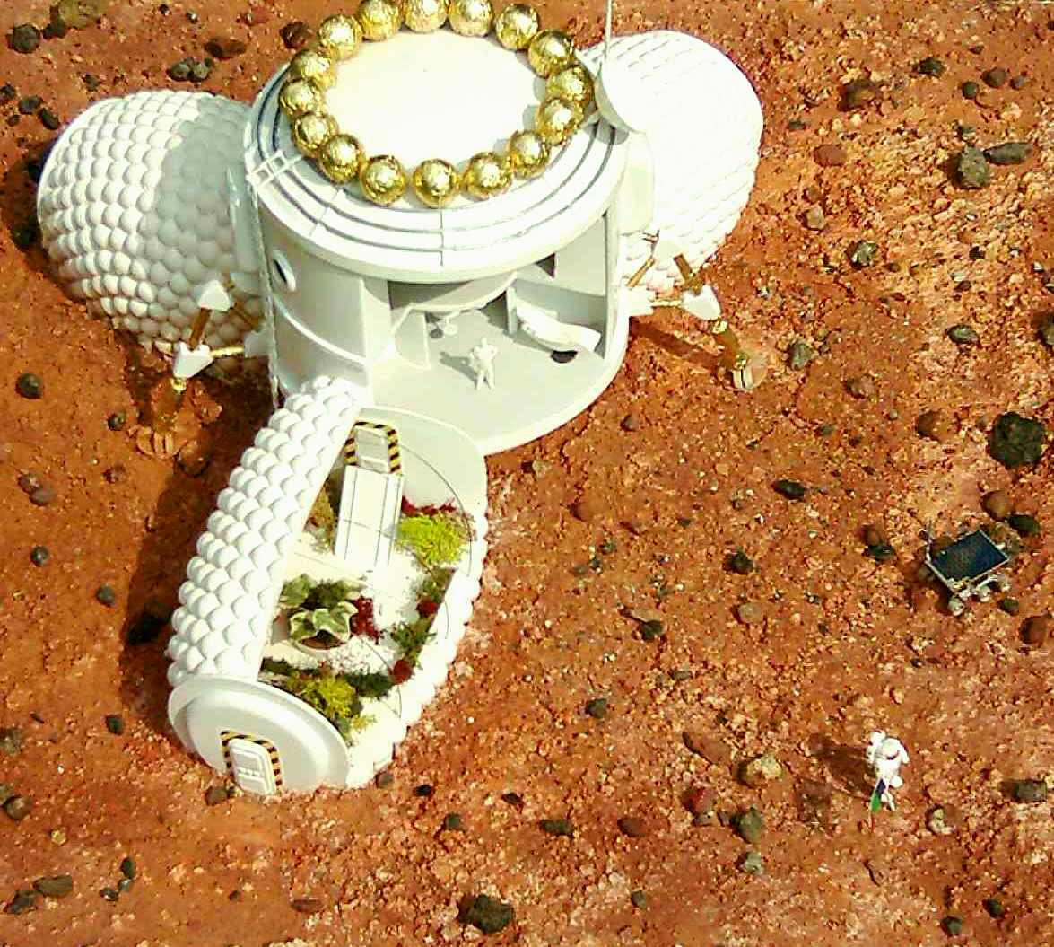 base martienne recadrée orangée